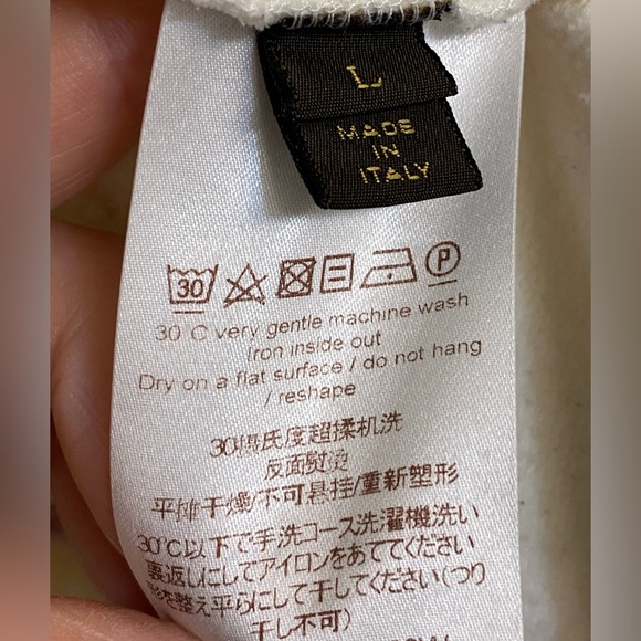 SOLD Authentic Louis Vuitton X Fragment T-shirt cream black spell out - Picture 4 of 15